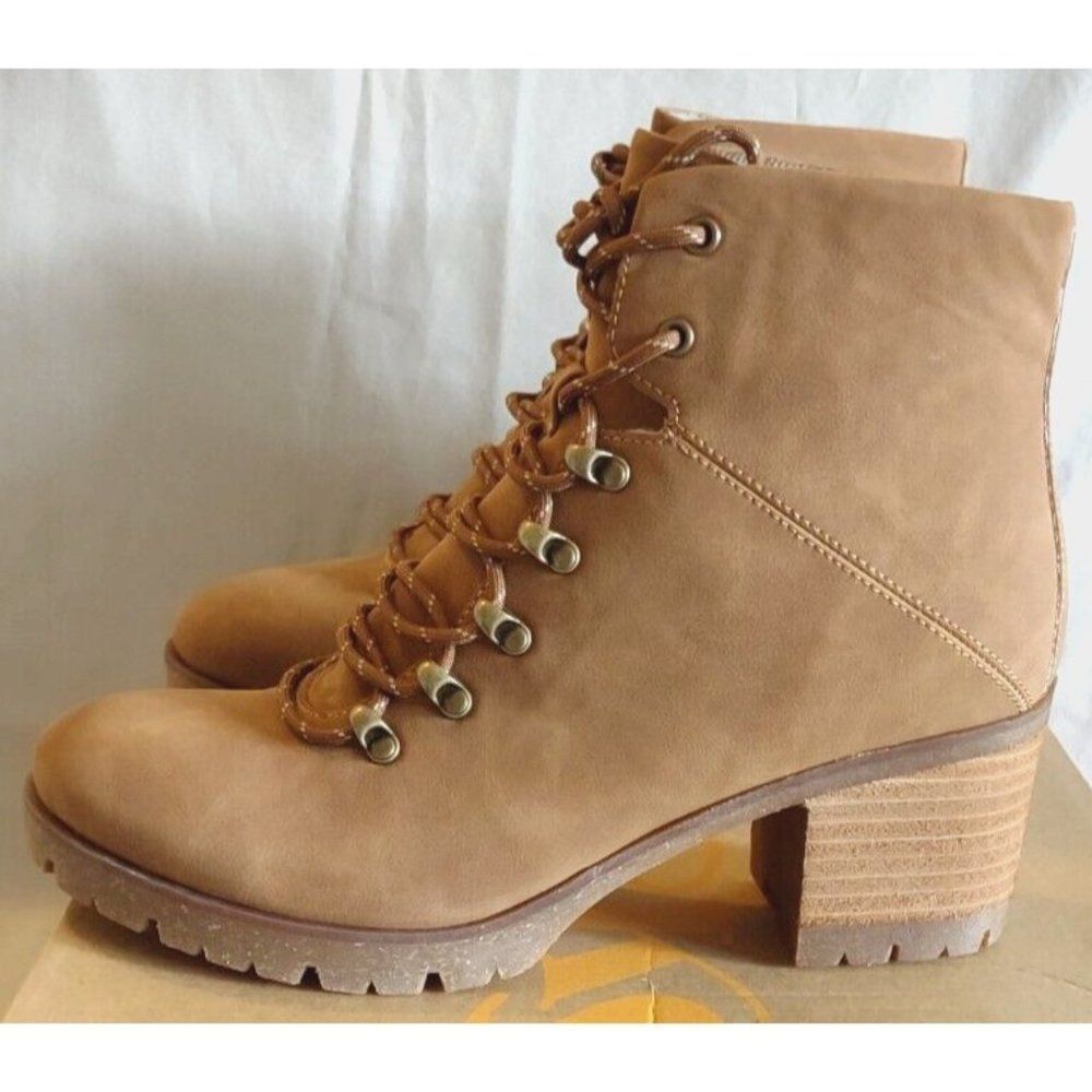 Kork-Ease Korks Lace Up Hiking Boots | Women 9.5 Lug Sole Comfortable NWT